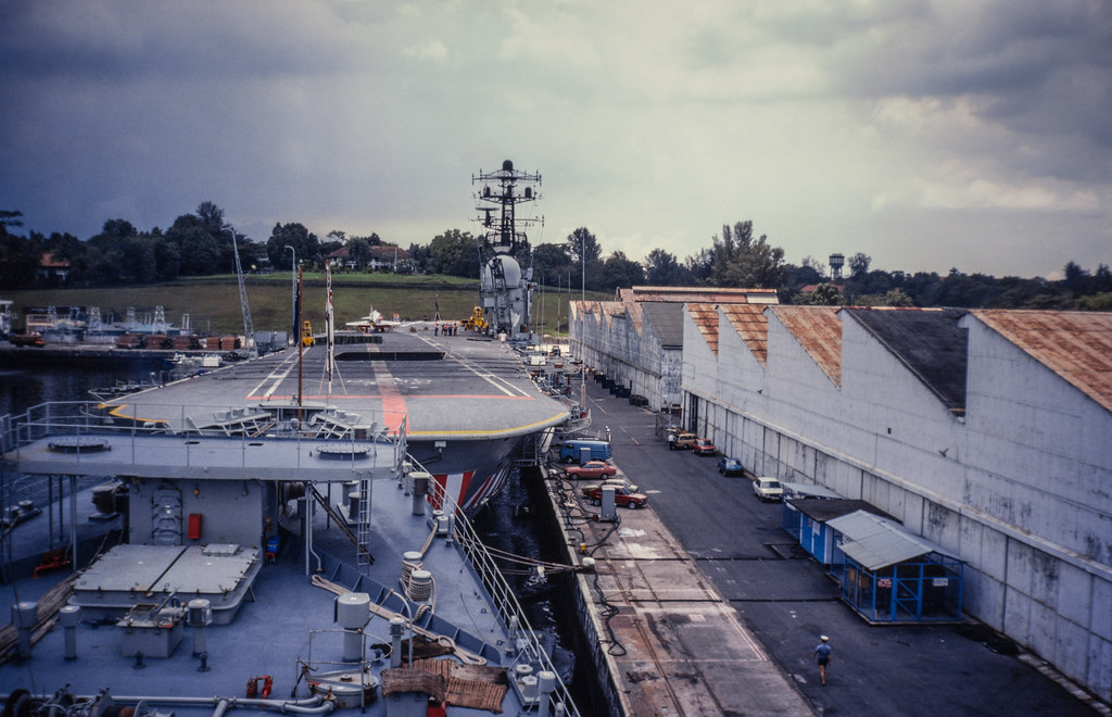 Aircraft Carrier HMAS MELBOURNE Photographed from the RAN … Flickr