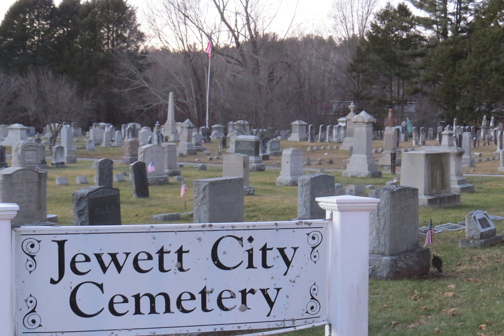 Jewett City Vampires Entrance sign for the Jewett City Cem