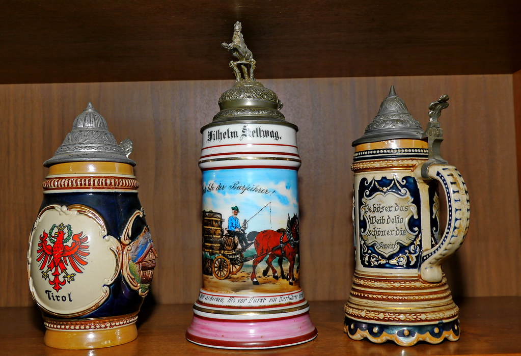 Favourite Bier Steins My favourite Bier Steins, the centre… Flickr