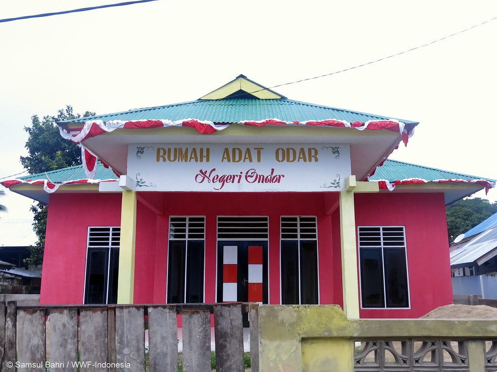 Samsul Bahri/WWFIndonesia Rumah adat Odar di Pulau Gorom Flickr