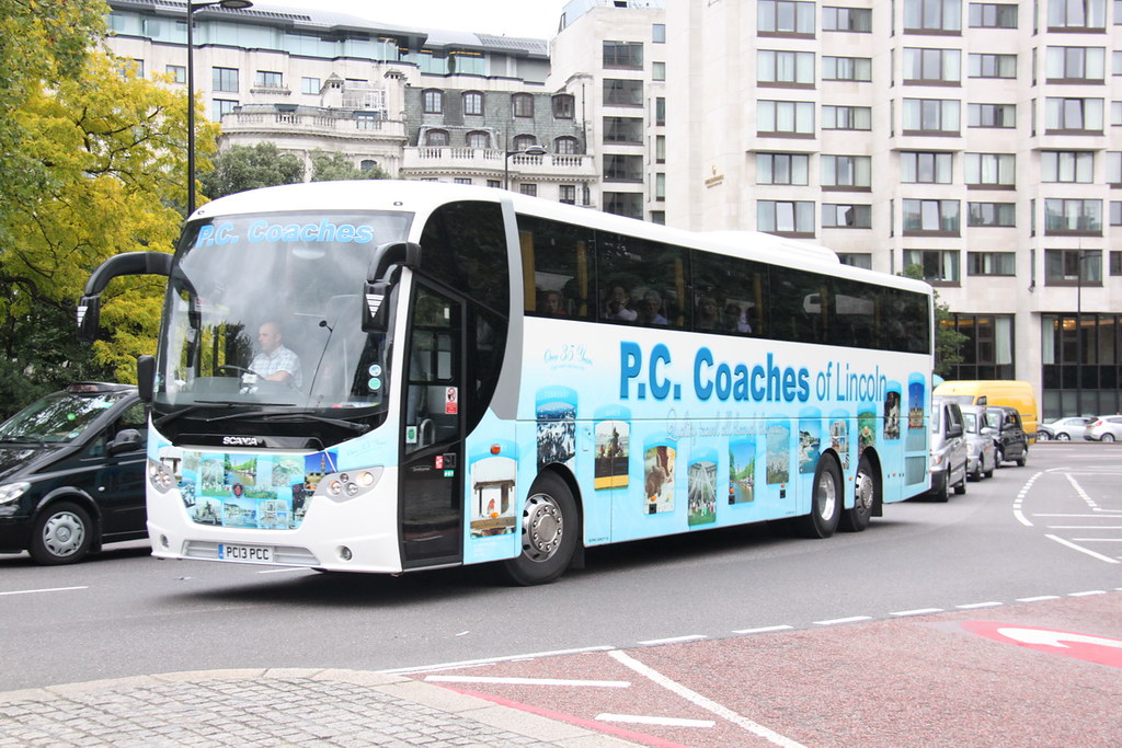 123291 PC Coaches, Lincoln (LI) PC13PCC Park Lane, London Ken