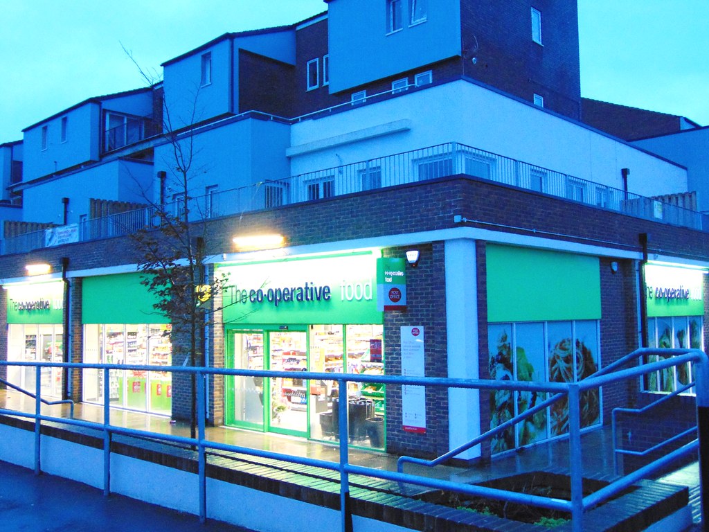 AYLESBURY, WALTON COURT C&ERG (Hannon Rd, Aylesbury, Bucks… Flickr