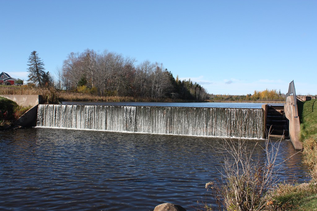 Glenwood, PEI Waterfall at Glenwood Pond in Glenwood, Prin… Flickr