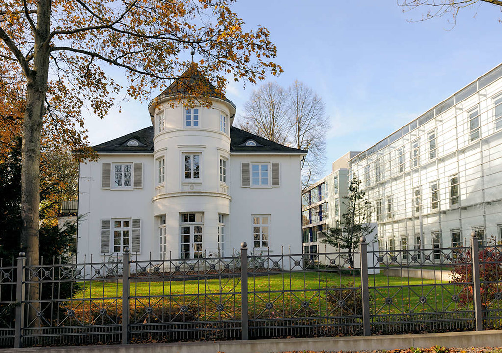 2990 Villa in Hamburg Harvestehude moderner Neubau, Norddeutscher