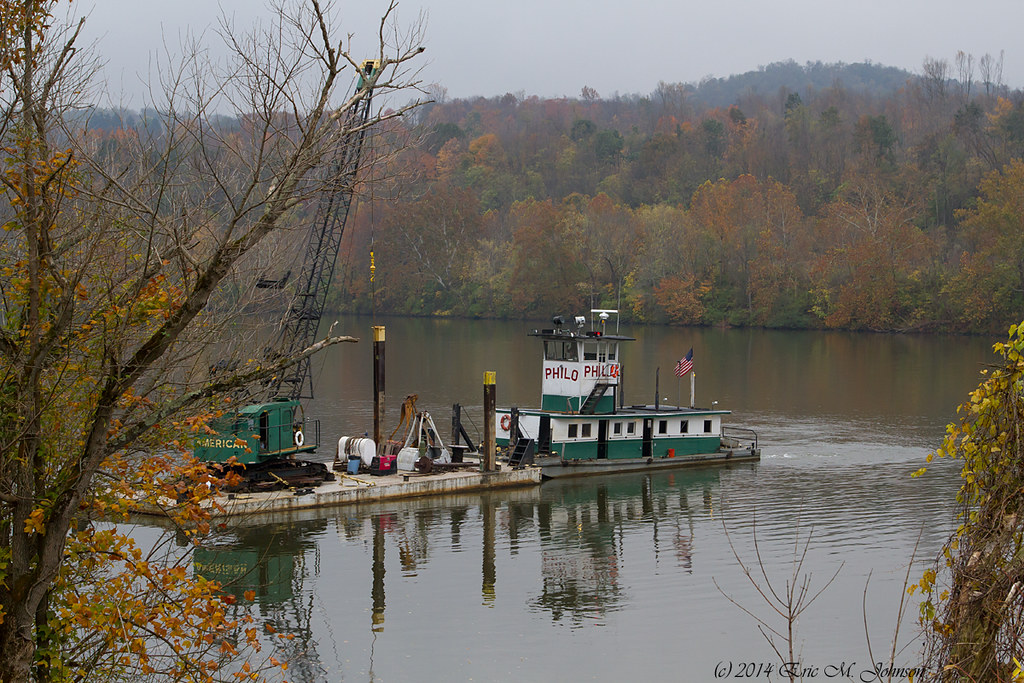 Philo with crane barge MM49.6 MonR Elco PA 10212014 Flickr