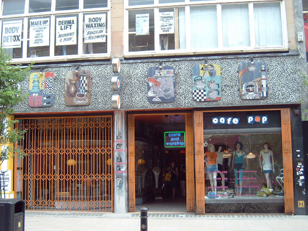 Pop Boutique Exterior of vintage boutique in Manchester