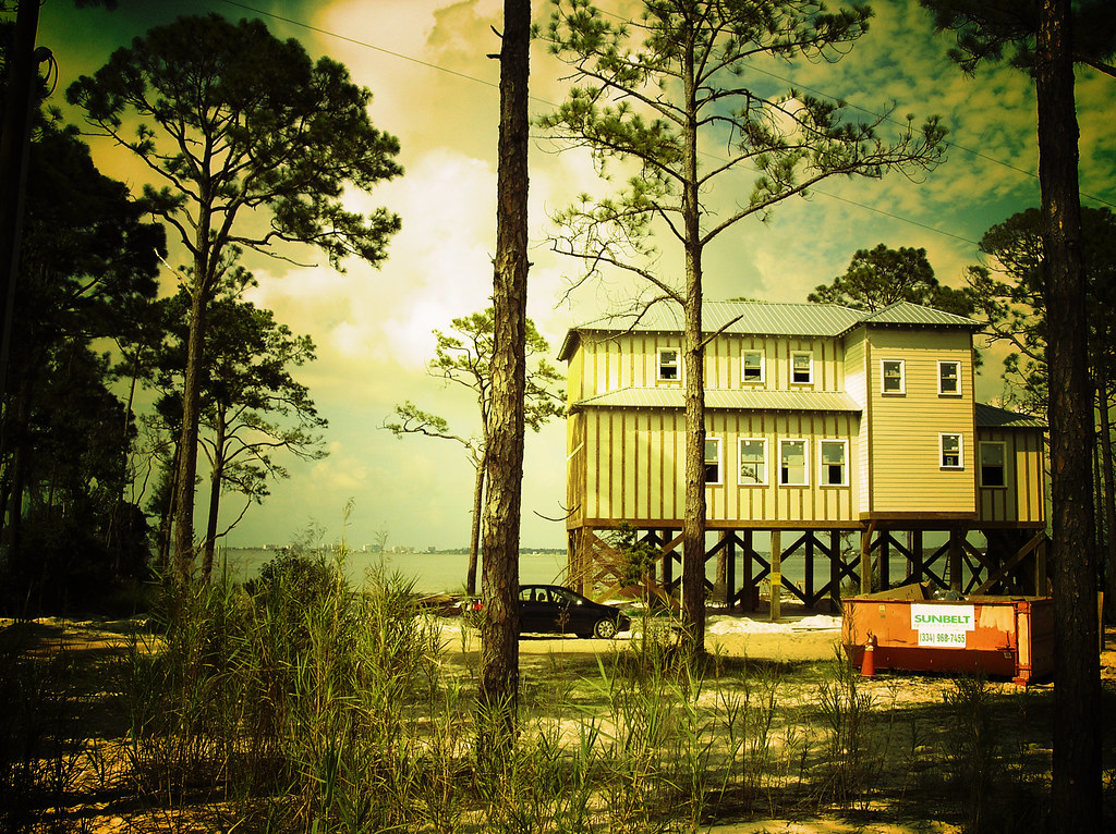 [house on perdido bay] 7.4.2006 When this house is finish… Flickr