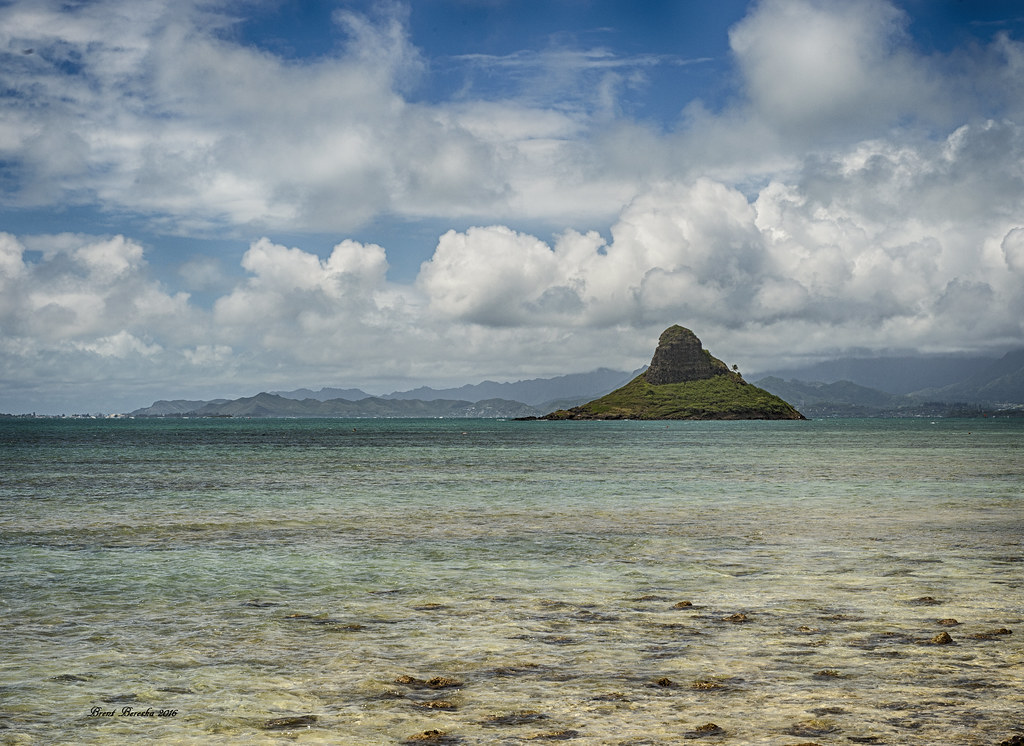 Chinese Hat Island Even though most people go to Hawaii to… Flickr