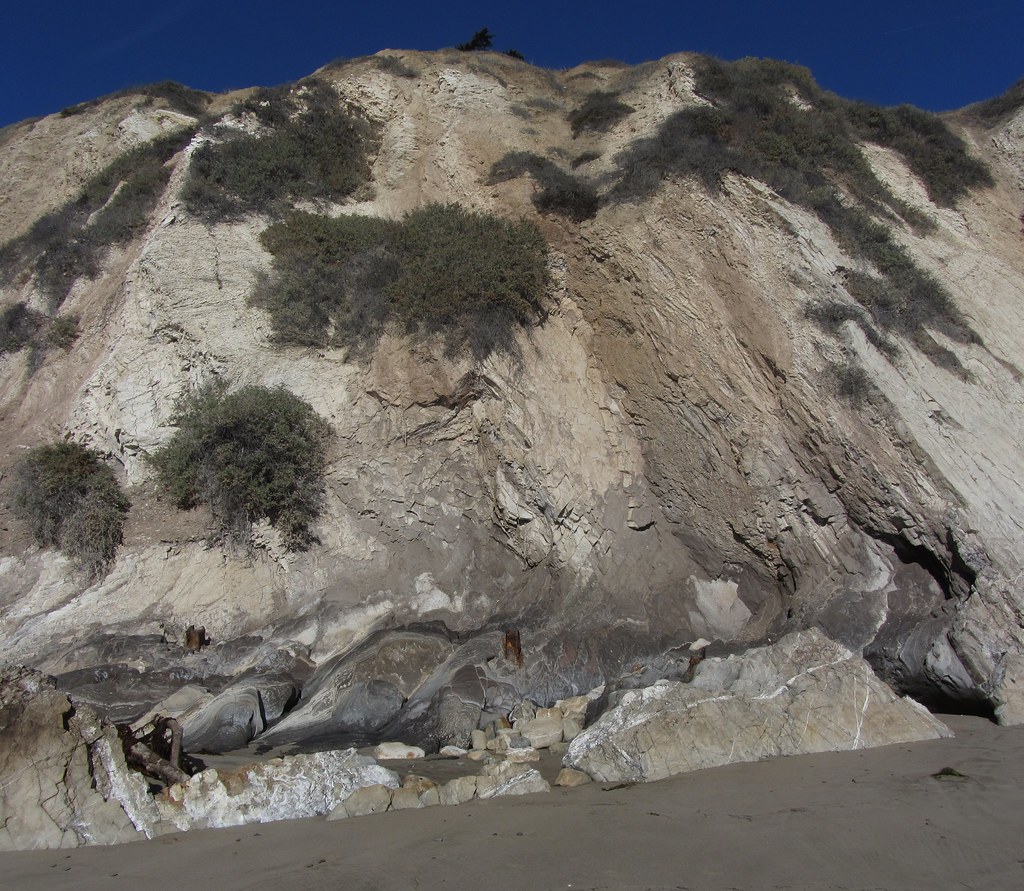 IMG_6657_3 141103 Goleta Haskell Beach Sandpiper bluff ICE… Flickr