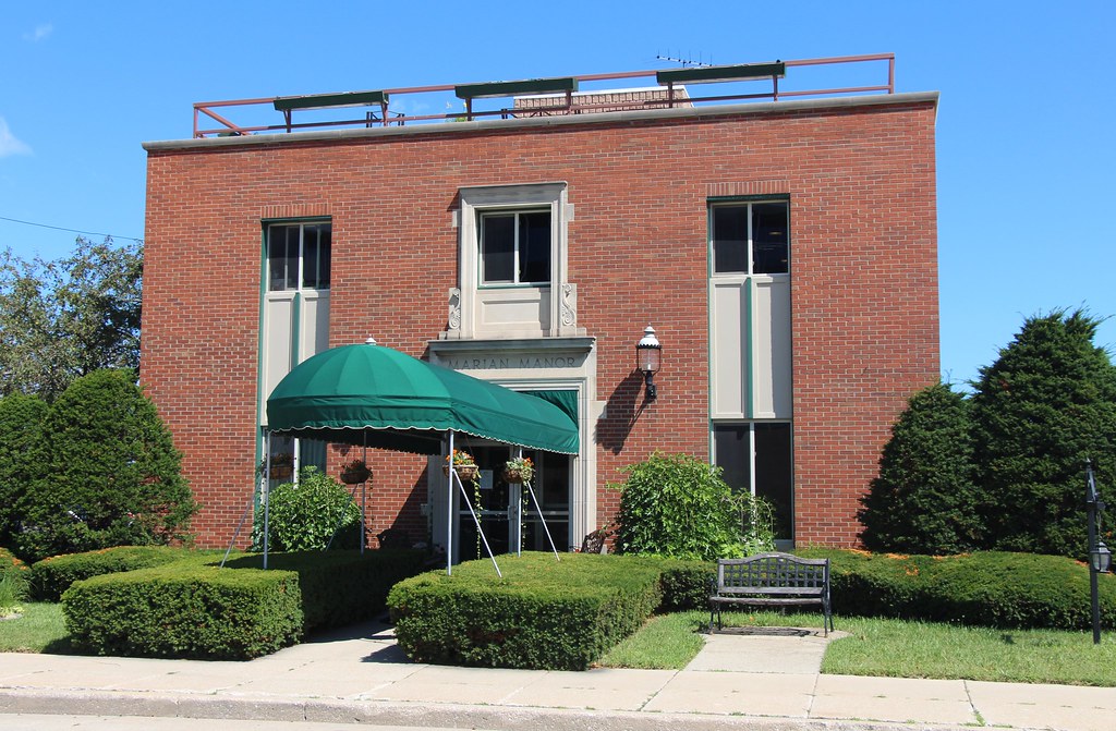 Marian Manor Building The Marian Manor building in Port Hu… Flickr