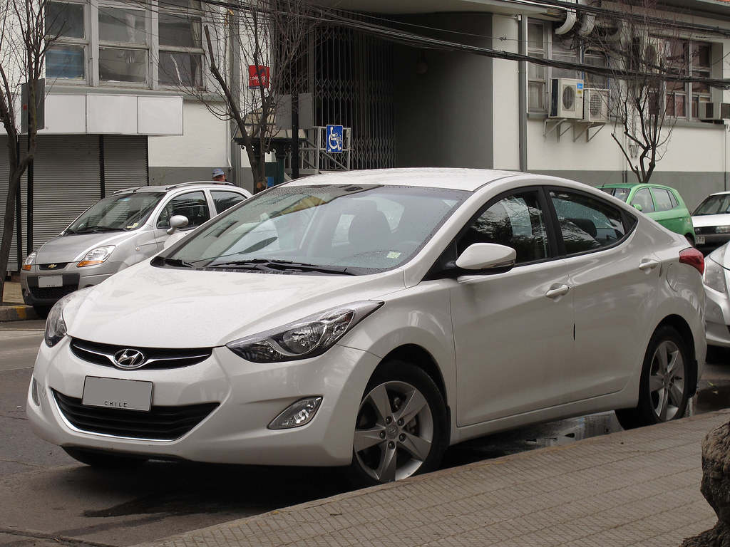 Hyundai Elantra 1.6 GLS 2013 RL GNZLZ Flickr
