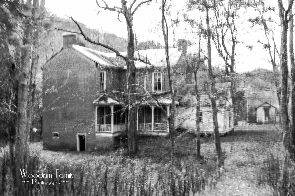 Rural Decay in Winfield, WV The Bowyer House in Winfield, … Flickr