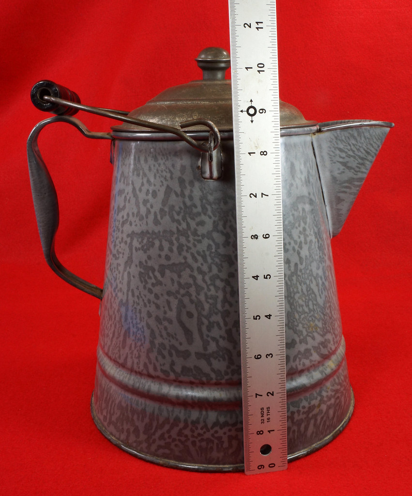 RD14935 Antique Large Gray Graniteware Coffee Pot with Lid… Flickr