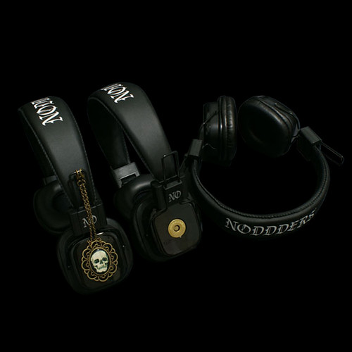 Skull 1 | Headphones with attachable pendants - Limited Edit… | Flickr