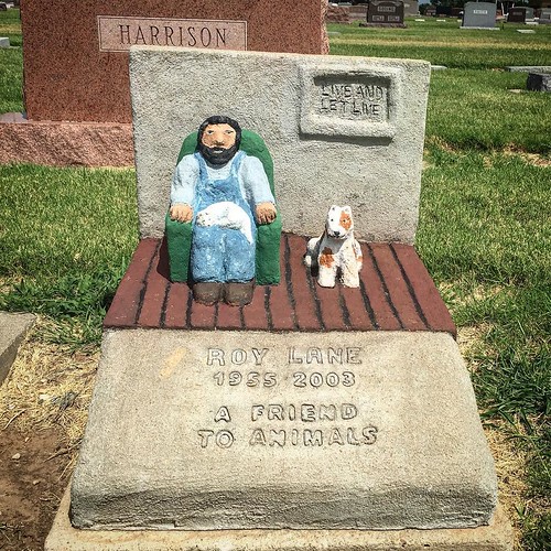 Folk art tombstone. Artist Phil b decided to make marke… Flickr