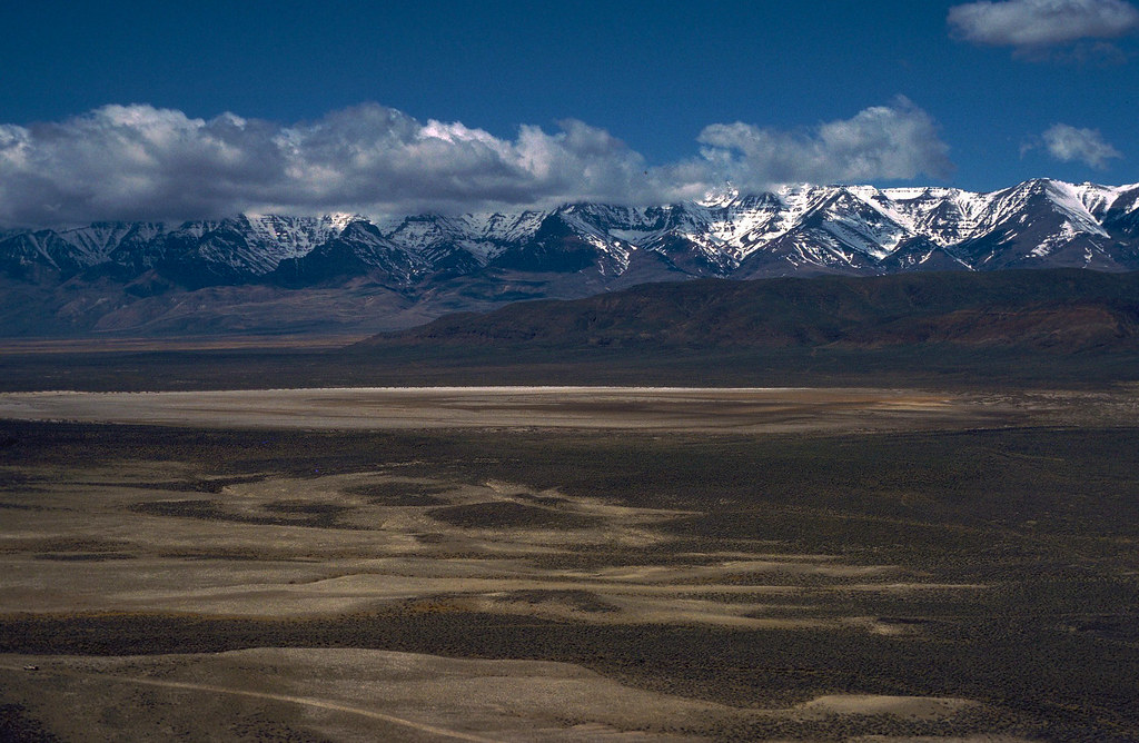 Alvord Desert While Steens Mountain looms to the west, the… Flickr