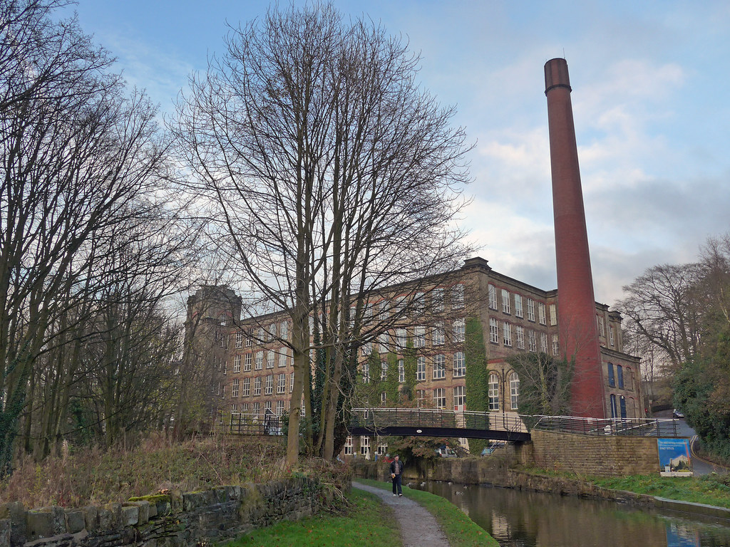 Clarence Mill, Bollington Clarence Mill is a five storey f… Flickr