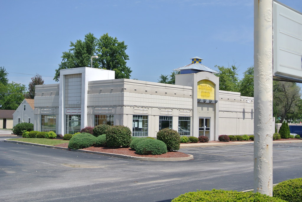 Former LJS KFC Decatur IN. This store closed March 2, 2014… Flickr