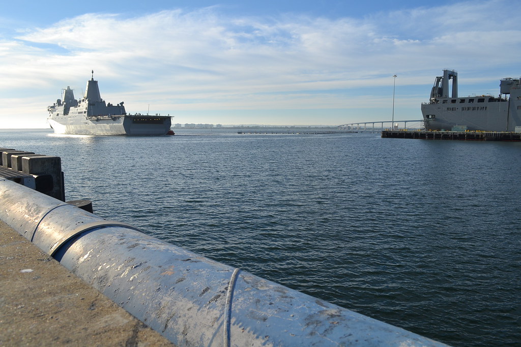Orion arrives in San Diego The USS Anchorage, carrying the… Flickr