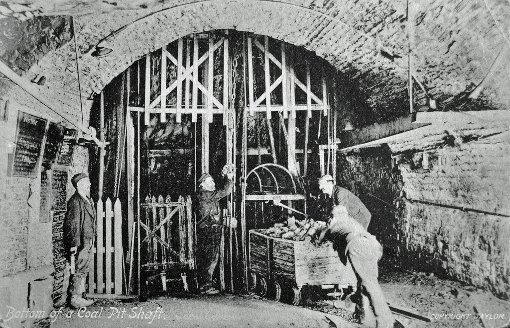 Bamfurlong Colliery, Wigan pit bottom Cross Tetley & Compa… Flickr