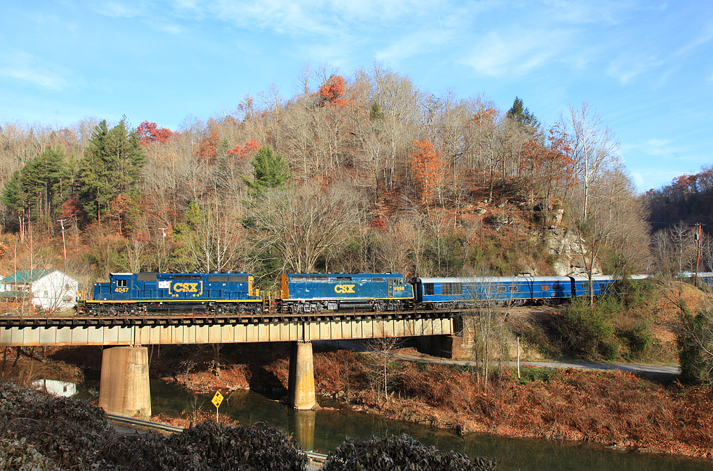 CSX P913Clinchco, Va 2014's SCS heads over the McClure Ri… Flickr
