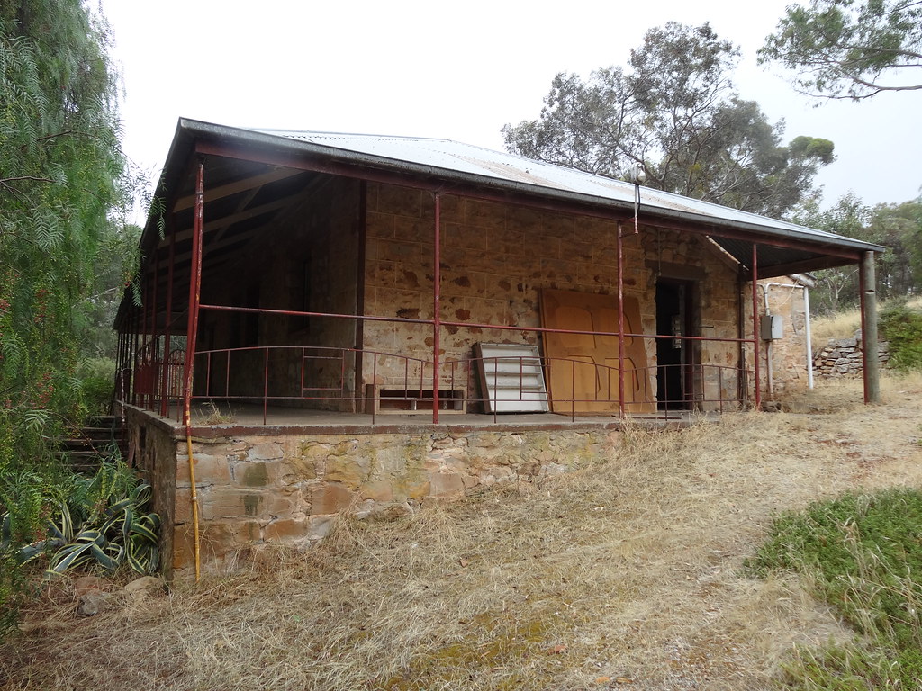 Bowman Park. Side view of the Bowmans 1852 homestead built… Flickr