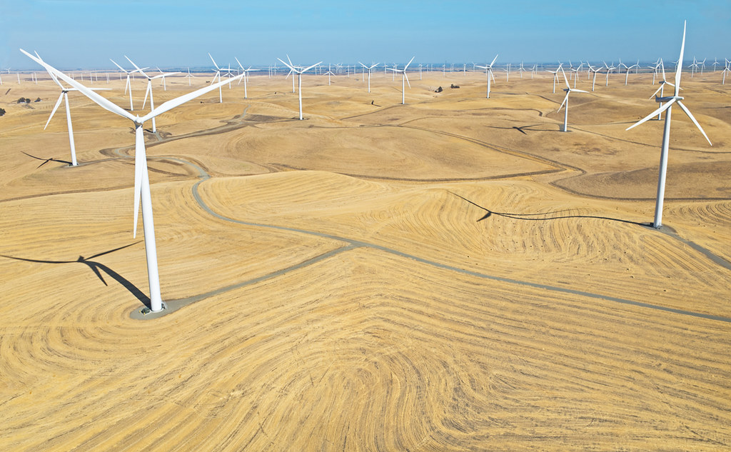 Montezuma Hills Wind Farm Aerial view of the Montezuma Hil… Flickr