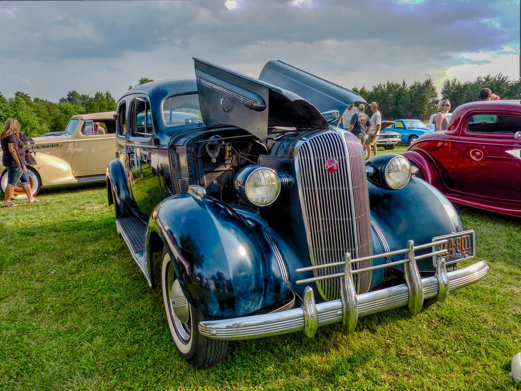 Lynchburg car show Charlie Droog's "CruiseIn" July 12, … Flickr