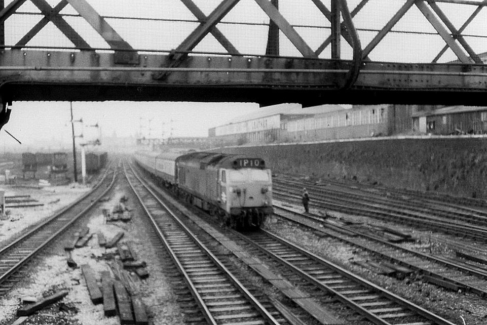 Bolton East Junction 24/02/73 Taken with my Instamatic cam… Flickr