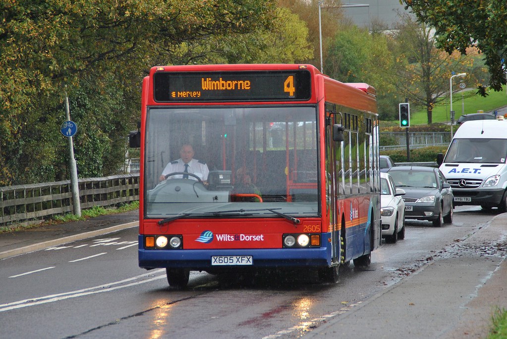 2605 X605XFX Wednesday 12 November 2014, Upton Road 10.10 … Flickr