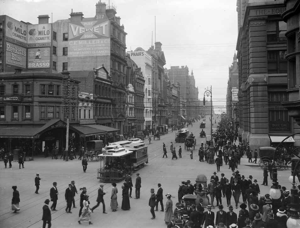 Collins Street looking west from the corner of Elizabeth S… Flickr