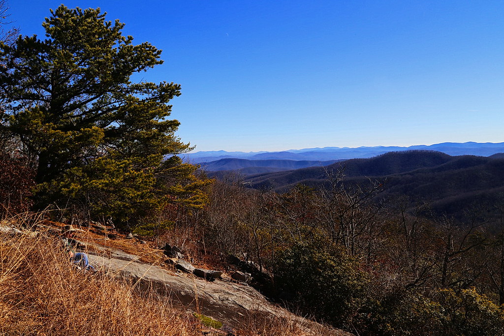 2014Dec23_27BrevardNC_52adj Pilot Rock, looking toward Hen… Flickr