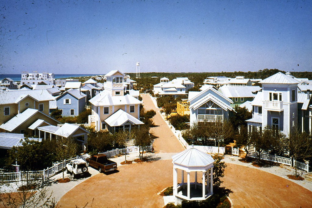 New urbanism Seaside Florida (3) Steve Tiesdell Legacy Collection