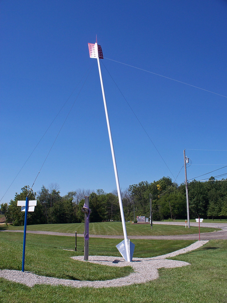 OH Stryker Giant Arrow Giant arrow near Stryker, Ohio. Flickr