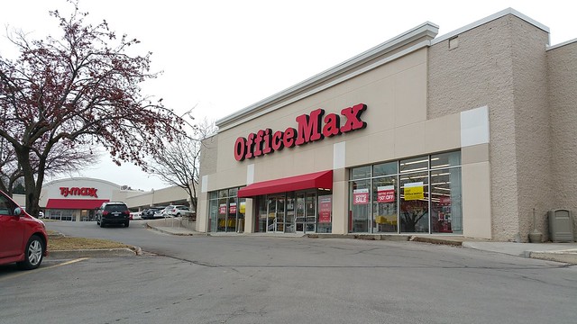 OfficeMax / TJ Maxx - Clocktower Square - West Des Moines, Iowa - Exterior - a photo on Flickriver