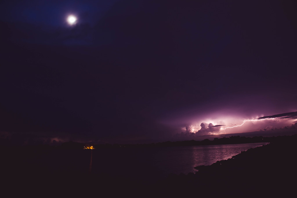 purple sky A thunderstorm over Yankee Hill Lake near LInco… Flickr