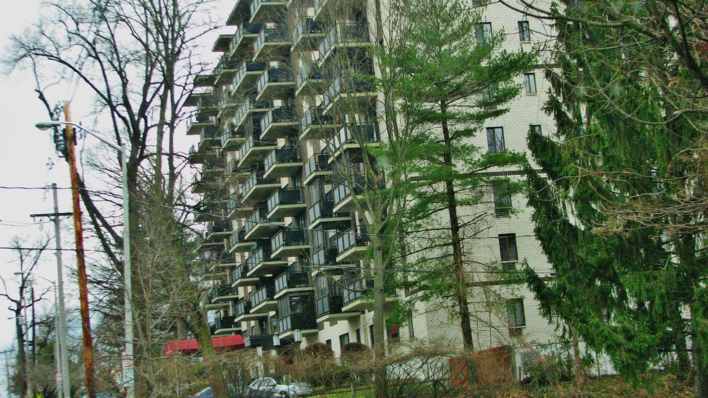 THE EXECUTIVE TOWERS IN DEC 2014 In Poughkeepsie NY RICHIE W Flickr
