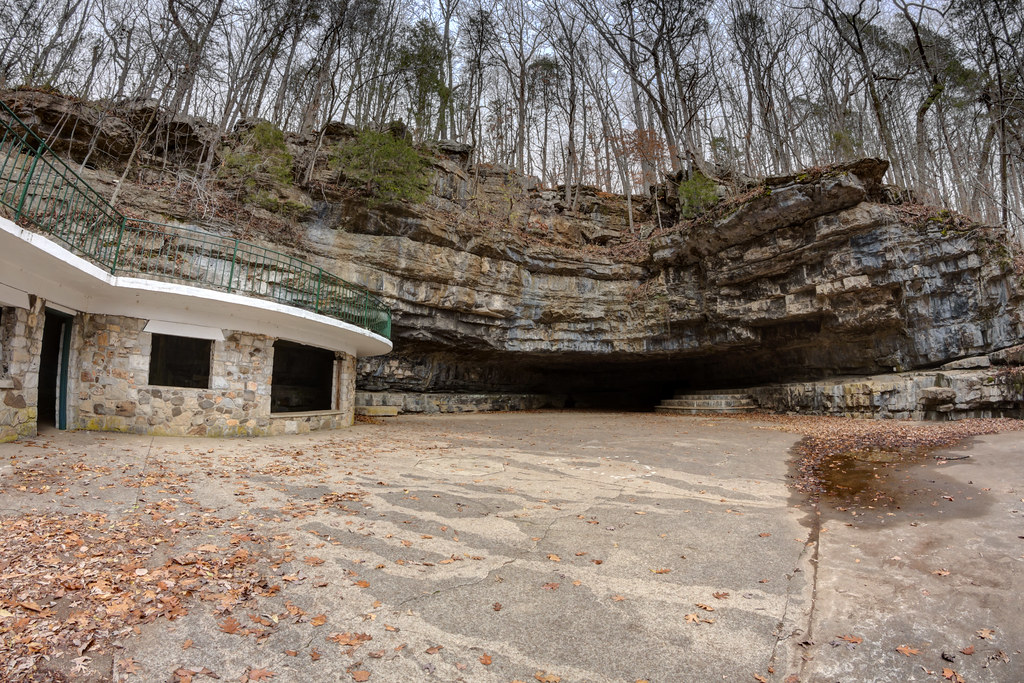 Dunbar Cave entrance, Dunbar Cave State Park, Montgomery C… Flickr