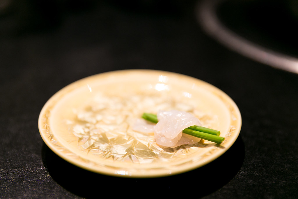 Fugu sashimi thinly sliced raw fugu served with ponzu sa… Flickr