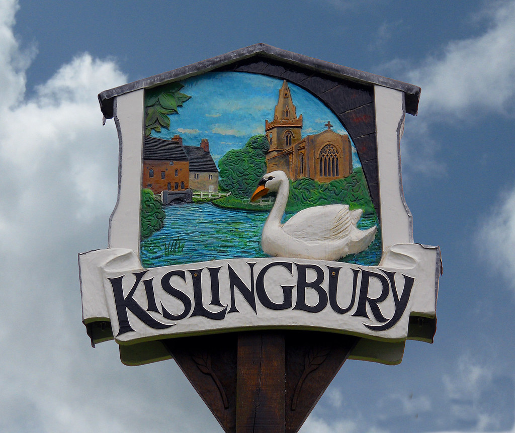 Kislingbury village sign The village sign at Kislingbury, … Flickr