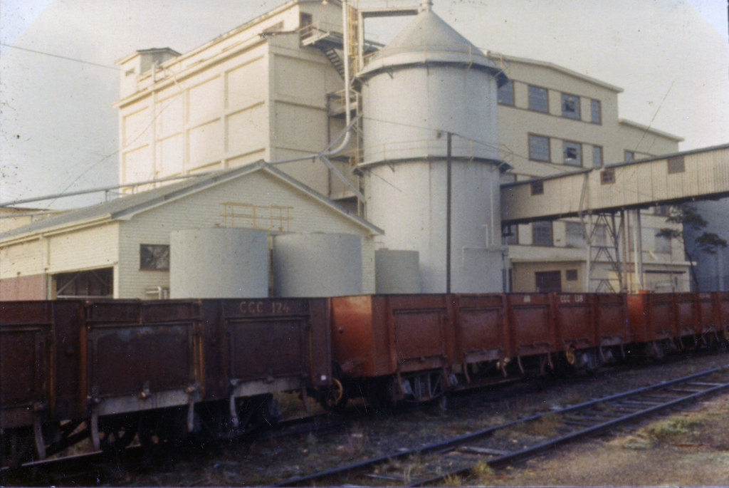PF002_037 CCC wagons at Australian Newsprint Mill, Boyer. … Flickr