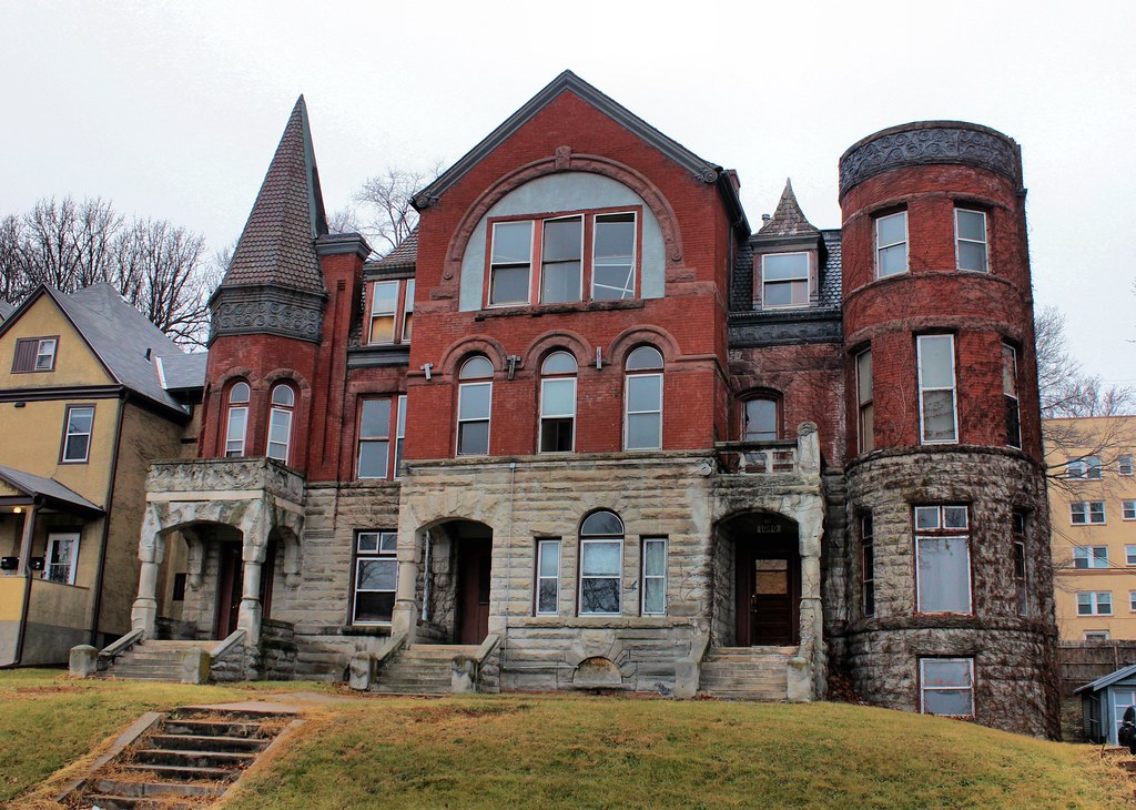 Row House Omaha, NE Tom McLaughlin Flickr