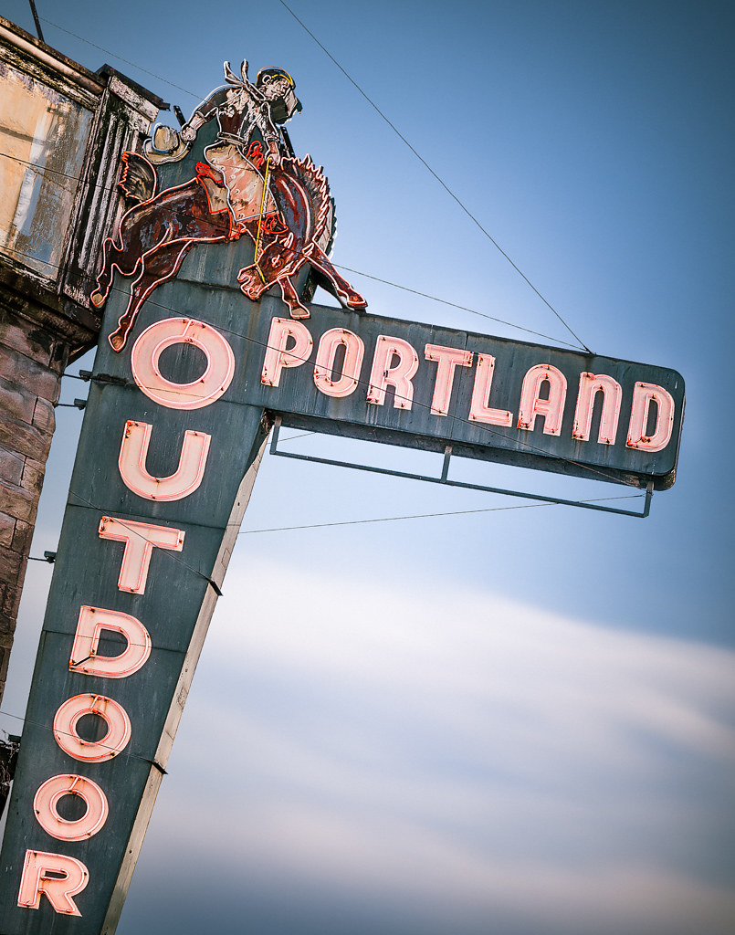 Portland Outdoor Store 304 Sw 3rd Avenue, Portland, OR Flickr