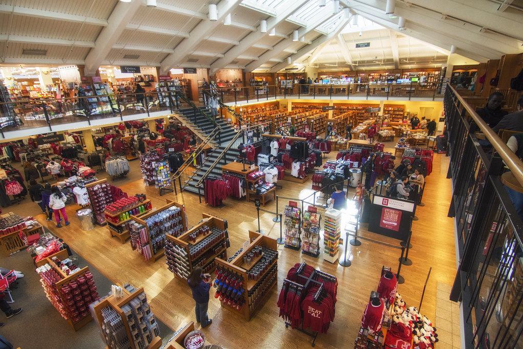 Stanford Bookstore 3 Tamer Shabani Flickr