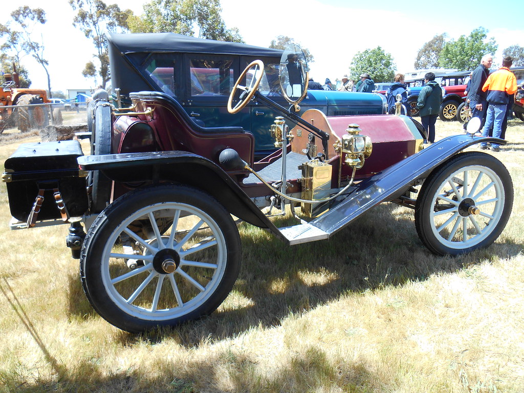 1910 Hupmobile Model 20 Runabout On display was this rare … Flickr