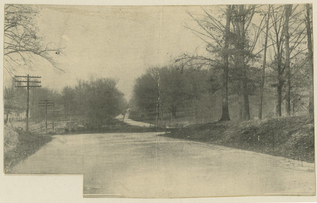 East Parkway south of Poplar Ave, Memphis TN Circa 1910 Flickr