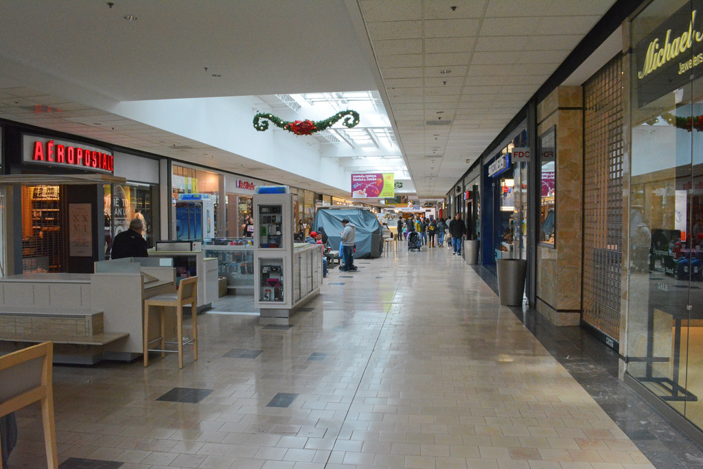Willowbrook Mall, Wayne, NJ 11/2/14 Photos inside Willowbr… Flickr