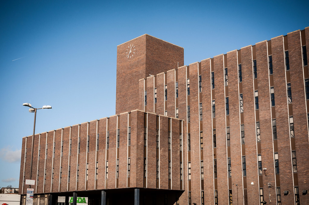 Lee House, Peterlee Lee House, Castle Dene Shopping Centre… Flickr