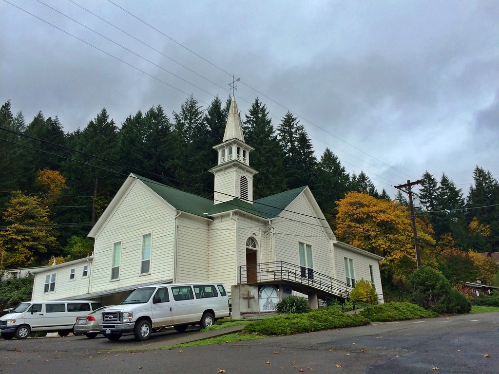 Old church Drain, Oregon Eli & AnneMarie Flickr