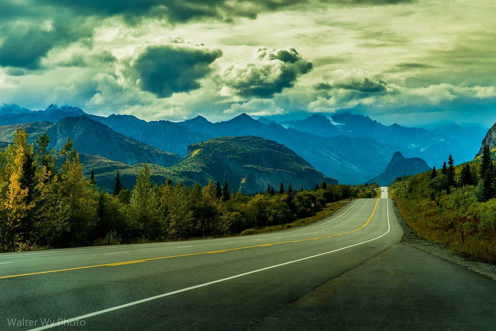 140828 152416 Glenn Hwy_Alaska_USA walterwy Flickr